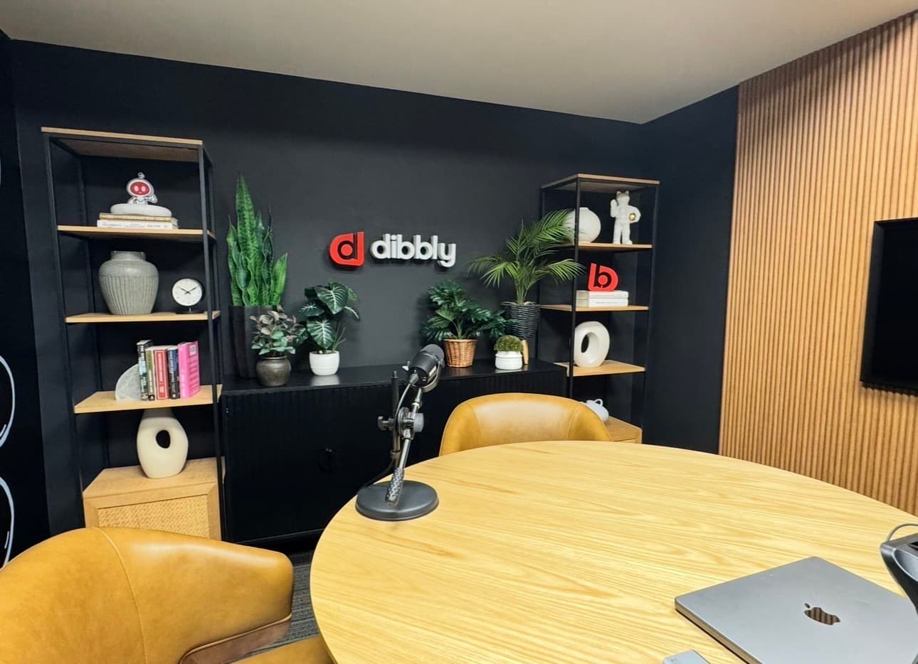 The Den — round table setup